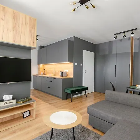 Apartament Jarzebinowy Z Ogrodkiem Lodž Exteriér fotografie