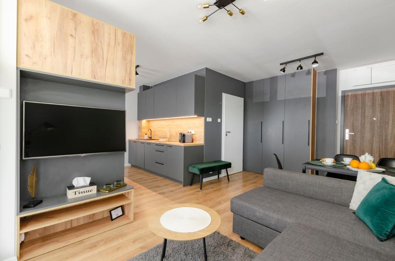Jarzebinowy Z Ogrodkiem Apartment *