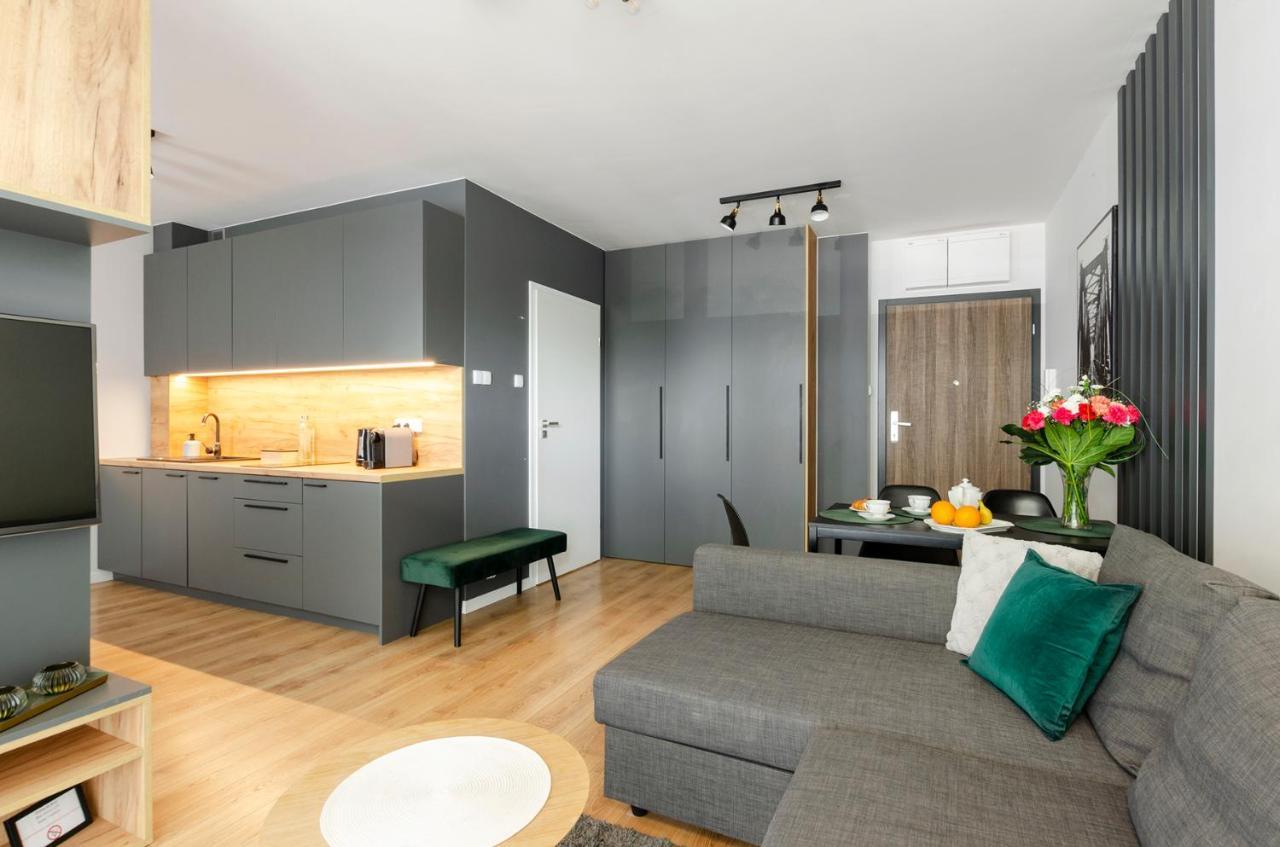 Jarzebinowy Z Ogrodkiem Apartment Łódź
