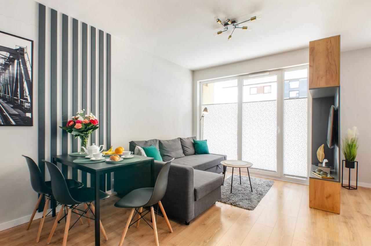 Jarzebinowy Z Ogrodkiem Apartment